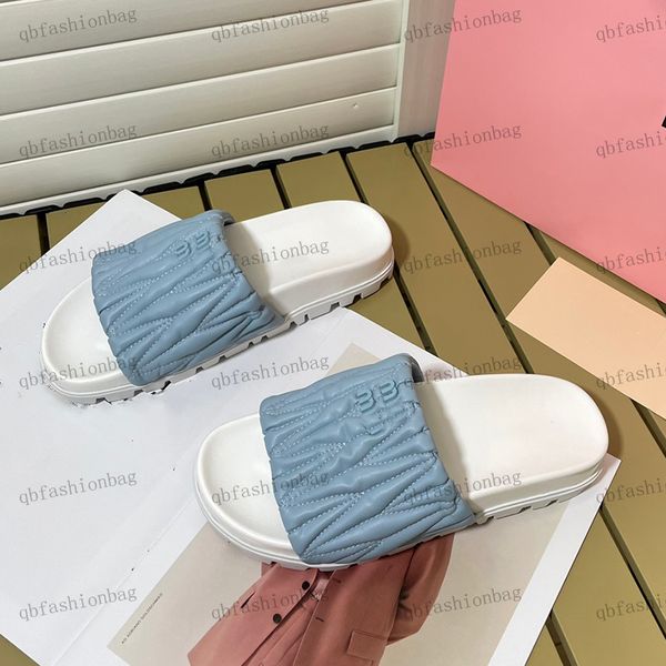 2023 summer luxury designer womens shoes flat leather sandals thick sole casual peep-toe fashion shoes beach sandal soft comfortable slipper, Black
2023 summer luxury designer womens shoes flat leather sandals thick sole casual peep-toe fashion shoes beach sandal soft comfortable slipper, Black