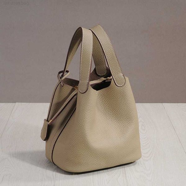 designer luxury bag fashion leisure leather vegetable basket women's bucket hand gold buckle bagb5ixwhiz picotin
designer luxury bag fashion leisure leather vegetable basket women's bucket hand gold buckle bagb5ixwhiz picotin