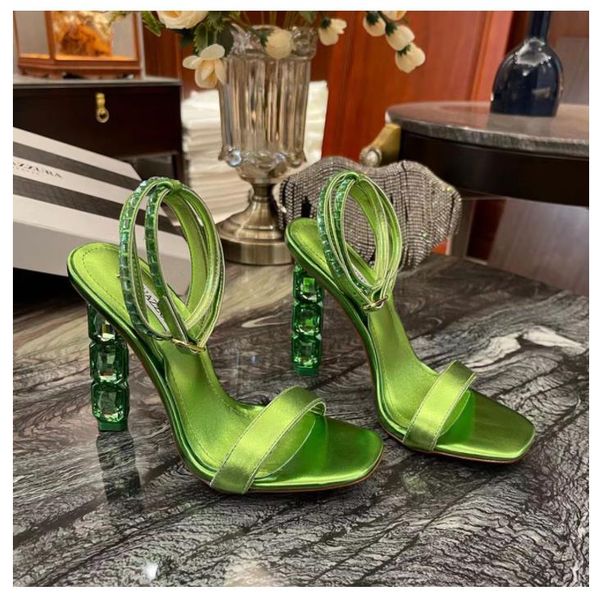 luxury brands aquazzuras aura sandals shoes women crystal-embellished heel ankle straps lady sandalias party wedding bridal gladiator sandal, Black
luxury brands aquazzuras aura sandals shoes women crystal-embellished heel ankle straps lady sandalias party wedding bridal gladiator sandal, Black