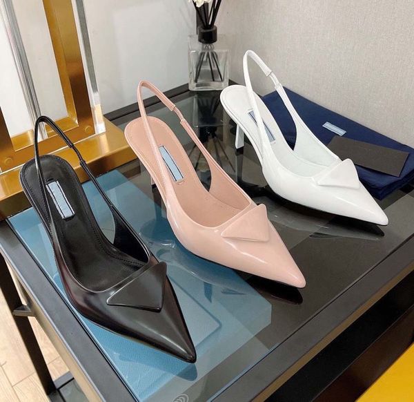 sandals triangle gauze rhinestone decorative calico ladies dress shoes luxury designer smooth leather heel low heel elegant low heels, Black
sandals triangle gauze rhinestone decorative calico ladies dress shoes luxury designer smooth leather heel low heel elegant low heels, Black