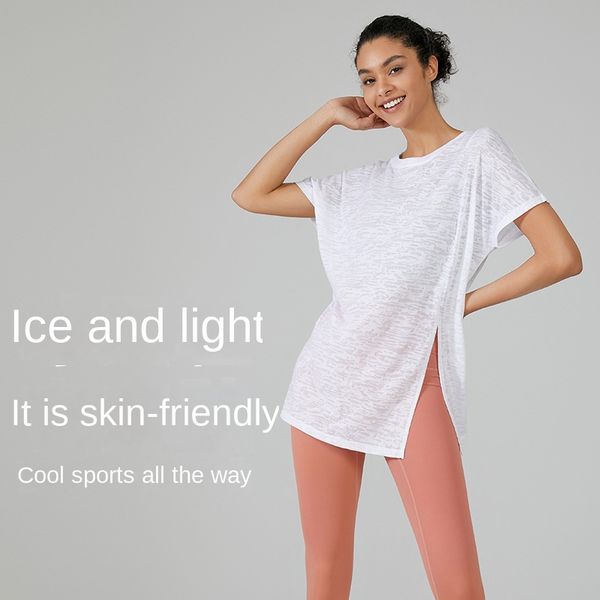 lu loose fitting sports lightweight yoga suit, breathable running, slimming short sleeved t-shirt, fitness suit, gym, nude color, elastic f
lu loose fitting sports lightweight yoga suit, breathable running, slimming short sleeved t-shirt, fitness suit, gym, nude color, elastic f