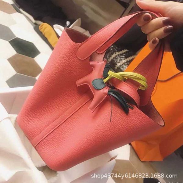 designer luxury h vegetable basket togo layer cowhide litchi pattern female handheld oblique cross bucket wedding bago524 picotin
designer luxury h vegetable basket togo layer cowhide litchi pattern female handheld oblique cross bucket wedding bago524 picotin