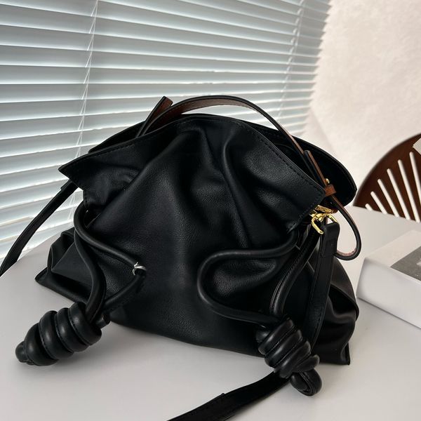 designer bag fortune tote knot women shopping handbag large capacity adjustable shoulder strap
designer bag fortune tote knot women shopping handbag large capacity adjustable shoulder strap