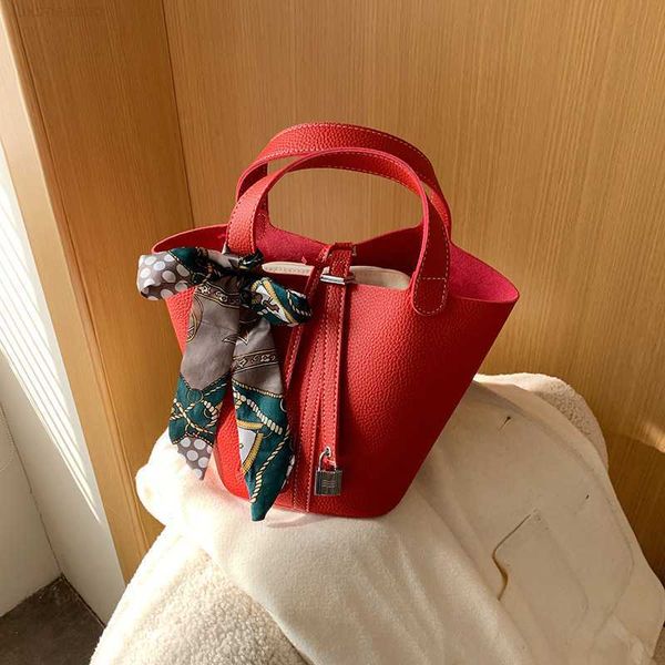 designer luxury bag vegetable basket advanced feeling westernized women's version versatile fairy temperament fashion hand bucket bag92
designer luxury bag vegetable basket advanced feeling westernized women's version versatile fairy temperament fashion hand bucket bag92