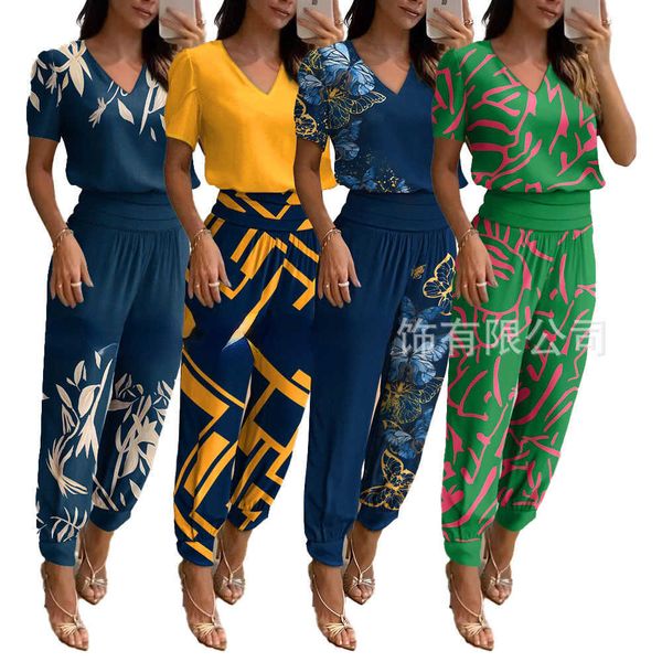 womens tracksuits 2023 designer clothing fashion 2 piece outfits casual v-neck printed short sleeve pants suit two pieces sets, White
womens tracksuits 2023 designer clothing fashion 2 piece outfits casual v-neck printed short sleeve pants suit two pieces sets, White