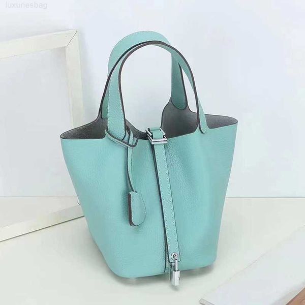 designer luxury lychee pattern casual vegetable basket bag leather fashion versatile bucket wrap head layer cowhide large capacity handbagzt
designer luxury lychee pattern casual vegetable basket bag leather fashion versatile bucket wrap head layer cowhide large capacity handbagzt