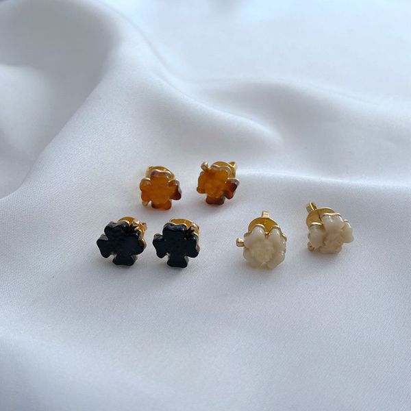 20ss white stud luxury classic stud brand designer geometric leaf rhinestone color square rhinestone earrings jewelry with dust bag, Golden;silver
20ss white stud luxury classic stud brand designer geometric leaf rhinestone color square rhinestone earrings jewelry with dust bag, Golden;silver