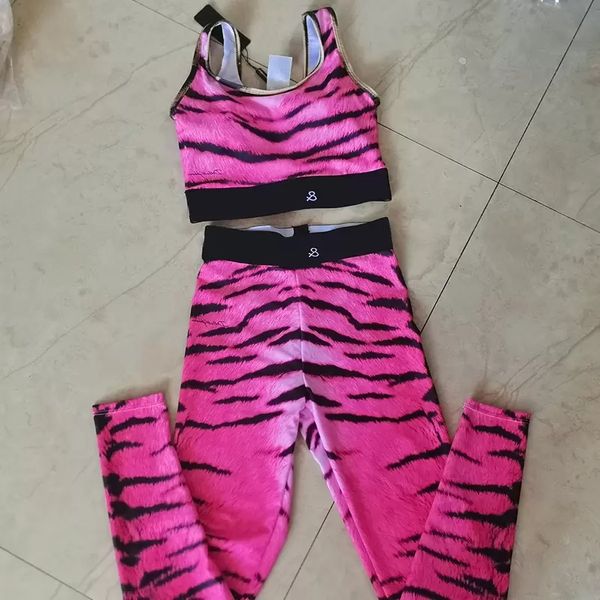 yoga outfit elastic waist women tracksuits textile tiger striped printed designers sport vest lady shaping fitness wear
yoga outfit elastic waist women tracksuits textile tiger striped printed designers sport vest lady shaping fitness wear