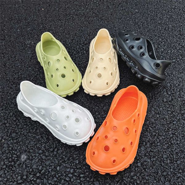 athletic outdoor boys girls cute slippers new arrival fashion hole slippers indoor winter warm plush outdoor kids summer sandals men foam ru, Black 
athletic outdoor boys girls cute slippers new arrival fashion hole slippers indoor winter warm plush outdoor kids summer sandals men foam ru, Black