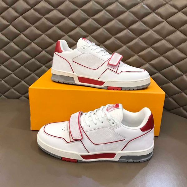 luxury running shoes sports shoes coach fashion brand designer men's shoes leather sports shoes outdoor flat-bottomed lace-up german tr, Black
luxury running shoes sports shoes coach fashion brand designer men's shoes leather sports shoes outdoor flat-bottomed lace-up german tr, Black