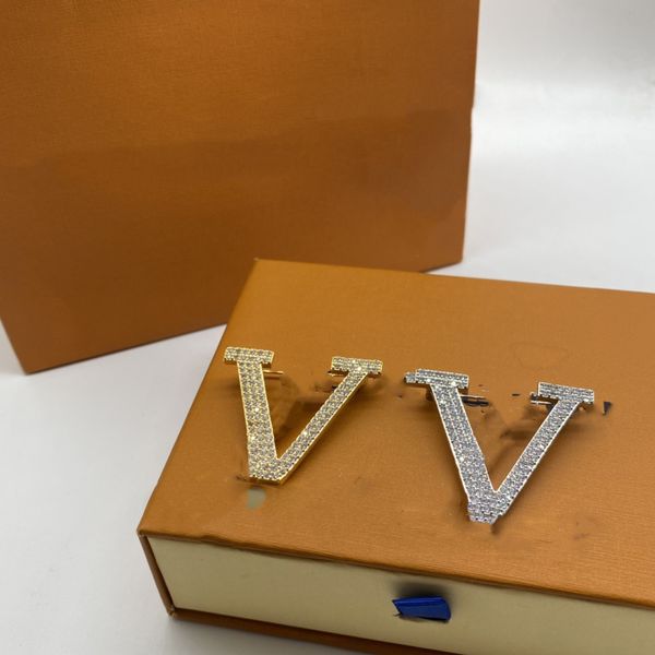 women brooch earrings fashion womens big circle simple earring jewelry luxurys designer earrings letter l stud earring wholesale 2023, Golden;silver
women brooch earrings fashion womens big circle simple earring jewelry luxurys designer earrings letter l stud earring wholesale 2023, Golden;silver