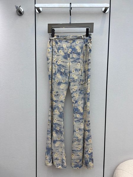 a sense of niche design, flared pants for women. new summer 2023 oil painting micro flared casual, Black;white
a sense of niche design, flared pants for women. new summer 2023 oil painting micro flared casual, Black;white