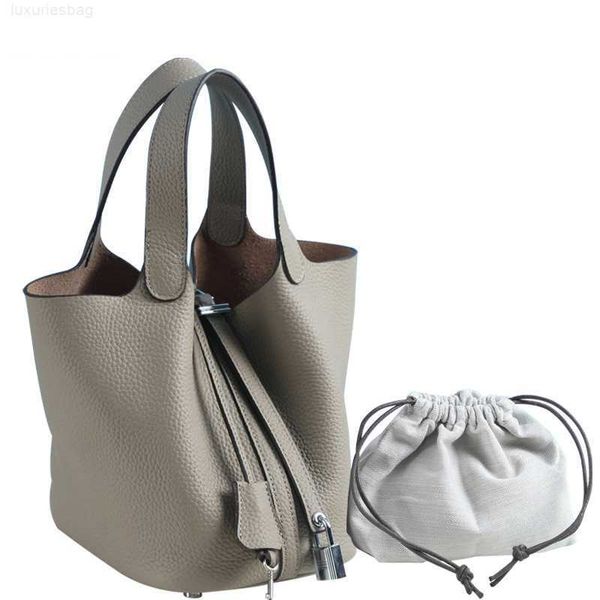 designer luxury bag lychee grain layer cow women's vegetable basket lock bucket leather handbaggudk26nc picotin
designer luxury bag lychee grain layer cow women's vegetable basket lock bucket leather handbaggudk26nc picotin