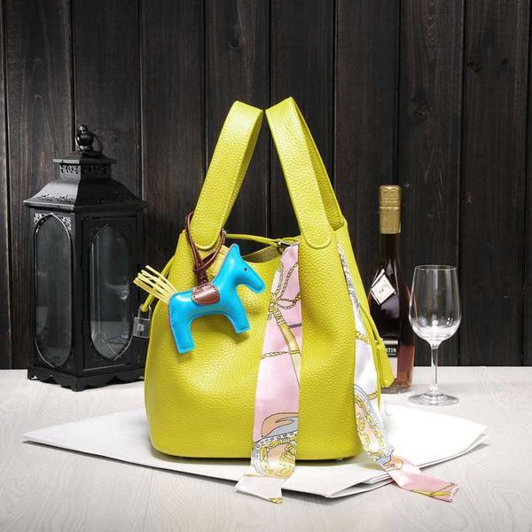 designer luxury bag vegetable cowhide simple women's lychee pattern square portable bucket shopping basket small bagrtgaefse picotin
designer luxury bag vegetable cowhide simple women's lychee pattern square portable bucket shopping basket small bagrtgaefse picotin