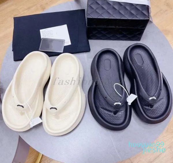 designer slippers men women sandals letter decoration flip flops solid color indoor outdoor shoes beach sandal soft comfortable soles, Black
designer slippers men women sandals letter decoration flip flops solid color indoor outdoor shoes beach sandal soft comfortable soles, Black