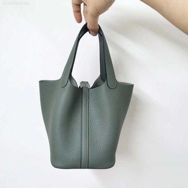designer luxury bag color matching vegetable basket leather bucket lychee grain layer cowhide simple and versatile portable women's bag
designer luxury bag color matching vegetable basket leather bucket lychee grain layer cowhide simple and versatile portable women's bag