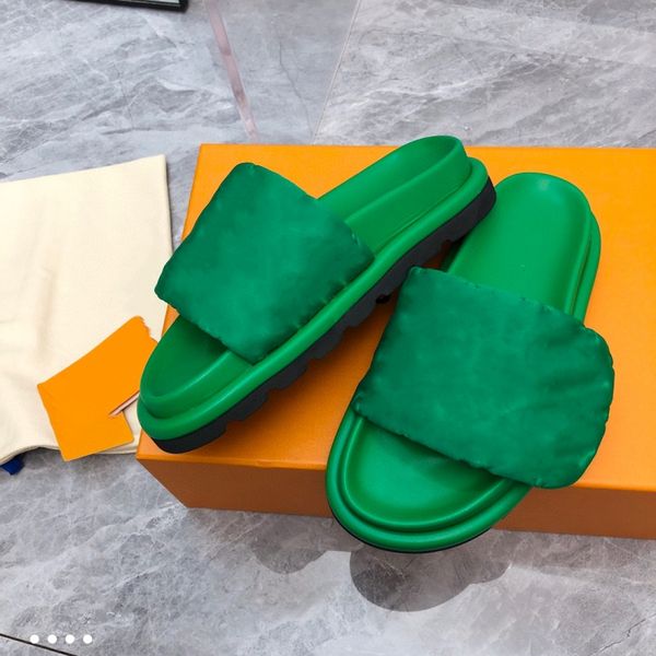 luxury l designer men women slippers sandals embossed printing pool pillow comfort hook & loop mule summer flat heel scuff slides flip flops, Black
luxury l designer men women slippers sandals embossed printing pool pillow comfort hook & loop mule summer flat heel scuff slides flip flops, Black
