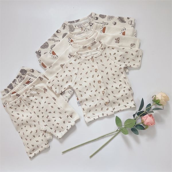 pajamas summer children waffle short sleeve set boy shirt pants 2pcs pyjamas girl kid cotton cartoon sleepwear suit 230404, Blue;red
pajamas summer children waffle short sleeve set boy shirt pants 2pcs pyjamas girl kid cotton cartoon sleepwear suit 230404, Blue;red