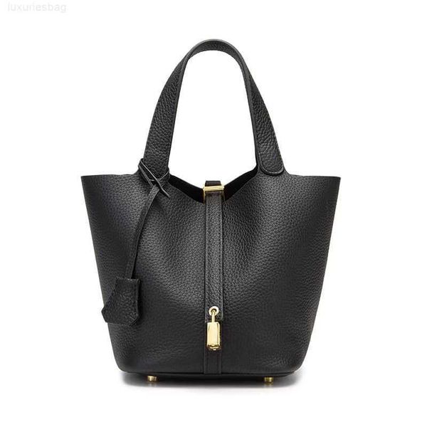 designer luxury bag leather vegetable basket first layer cowhide portable bucket tiktok live broadcast women's bagbacn7hn9 picotin
designer luxury bag leather vegetable basket first layer cowhide portable bucket tiktok live broadcast women's bagbacn7hn9 picotin