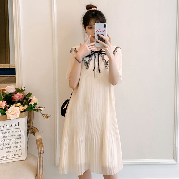 maternity dresses 6985# summer fashion pleated chiffon pregnant women's dress loose straight casual dress suitable for sweet pregnancy, White
maternity dresses 6985# summer fashion pleated chiffon pregnant women's dress loose straight casual dress suitable for sweet pregnancy, White