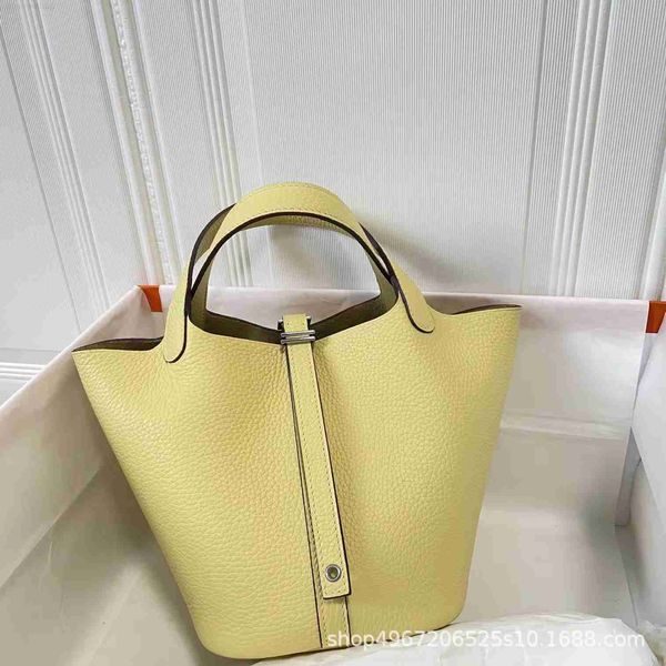 designer luxury bag fully handstitched tc cow wax thread vegetable basket women's leather carrying bucket layer lychee pattern handbag7
designer luxury bag fully handstitched tc cow wax thread vegetable basket women's leather carrying bucket layer lychee pattern handbag7