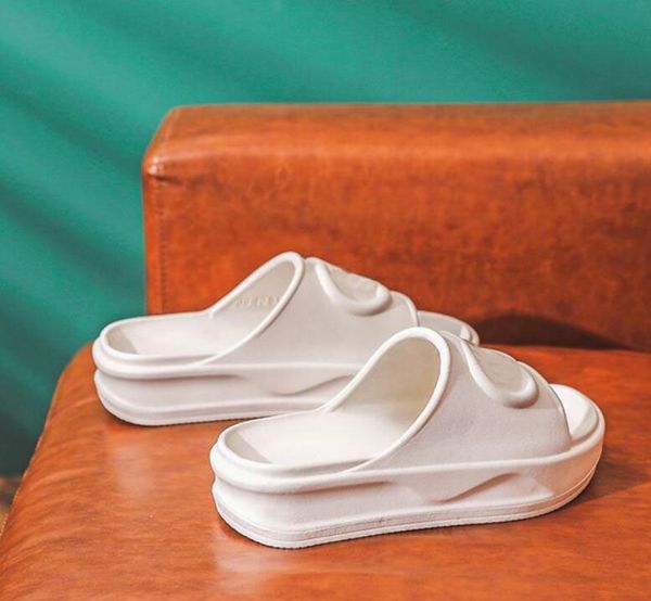 slippers summer men women indoor eva cool super soft comfortable thick bottom rubber sandals luxury slides designer light beach shoes home s, Black
slippers summer men women indoor eva cool super soft comfortable thick bottom rubber sandals luxury slides designer light beach shoes home s, Black