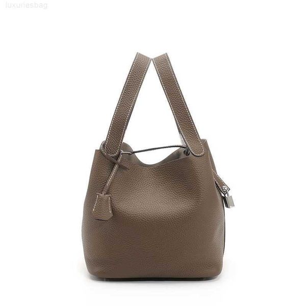 designer luxury vegetable basket litchi pattern head layer cowhide leather bucket cabbage blue handheld small bag women's fashiontqdl2x
designer luxury vegetable basket litchi pattern head layer cowhide leather bucket cabbage blue handheld small bag women's fashiontqdl2x