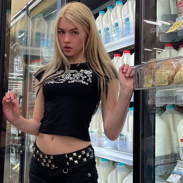 women's t shirt vintage street gothic letter print t shirt women skinny short sleeve baby tees 2000s y2k clothes punk harajuku crop 23, White
women's t shirt vintage street gothic letter print t shirt women skinny short sleeve baby tees 2000s y2k clothes punk harajuku crop 23, White