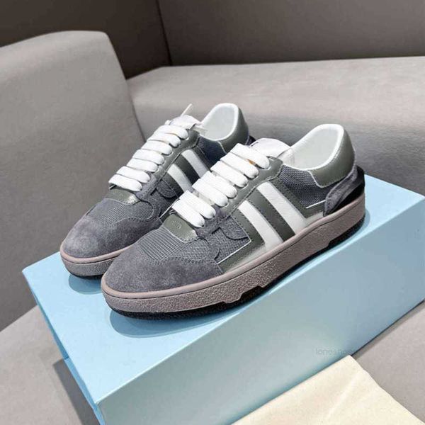 2023 fashion luxury designer men low casual shoes sneaker leather flat sneakers sports stitching classic training shoes, Black
2023 fashion luxury designer men low casual shoes sneaker leather flat sneakers sports stitching classic training shoes, Black