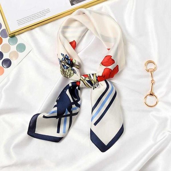 sarongs 2021 elegant flowers print square scarf women bandana hairband lady head wraps female shawl fashion neckerchief p230323, Blue;gray
sarongs 2021 elegant flowers print square scarf women bandana hairband lady head wraps female shawl fashion neckerchief p230323, Blue;gray
