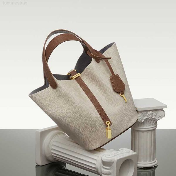 designer vegetable genuine leather crossbody mom's handbag light luxury water bucket baocai basket women's bagktgqzh38 picotin
designer vegetable genuine leather crossbody mom's handbag light luxury water bucket baocai basket women's bagktgqzh38 picotin