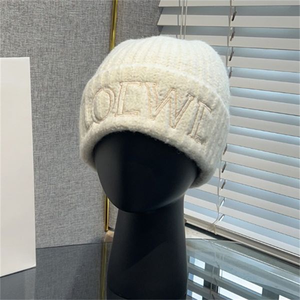 warm beanie bonnet Knitted Beanie Designer Hats Brand Winter Wool Beanie Hat for Men Women Classic Fashion Warm Cap Cashmere Casual Sku, C10
warm beanie bonnet Knitted Beanie Designer Hats Brand Winter Wool Beanie Hat for Men Women Classic Fashion Warm Cap Cashmere Casual Sku, C10