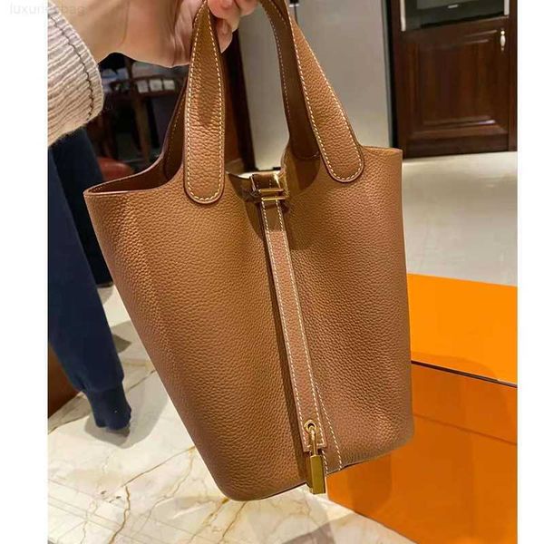 designer luxury zimu vegetable basket with lychee pattern togo handbag layer cowhide bucket bag for womenguxrqbyc picotin
designer luxury zimu vegetable basket with lychee pattern togo handbag layer cowhide bucket bag for womenguxrqbyc picotin