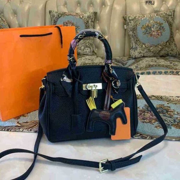birkins designer bags handbags h tote ladies samll hand black shoulder leather crossbody delivery of scarves have frj
birkins designer bags handbags h tote ladies samll hand black shoulder leather crossbody delivery of scarves have frj