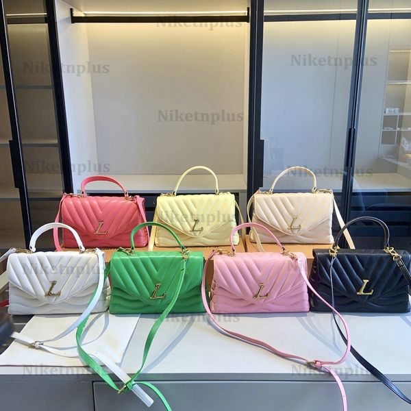 2023 ss hold me new wave handle bag m21720 black m21797 white designer women shoulder bag smooth leather handbag aged-gold metal crossbody d
2023 ss hold me new wave handle bag m21720 black m21797 white designer women shoulder bag smooth leather handbag aged-gold metal crossbody d