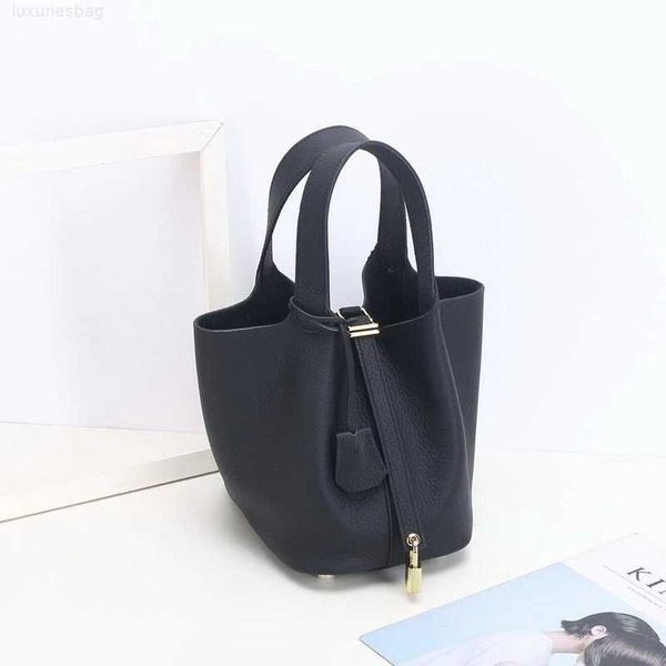 designer luxury bag h first layer litchi grain leather bucket brand fashionable gold buckle kraft vegetable basket women's bagg2z7fjk9
designer luxury bag h first layer litchi grain leather bucket brand fashionable gold buckle kraft vegetable basket women's bagg2z7fjk9
