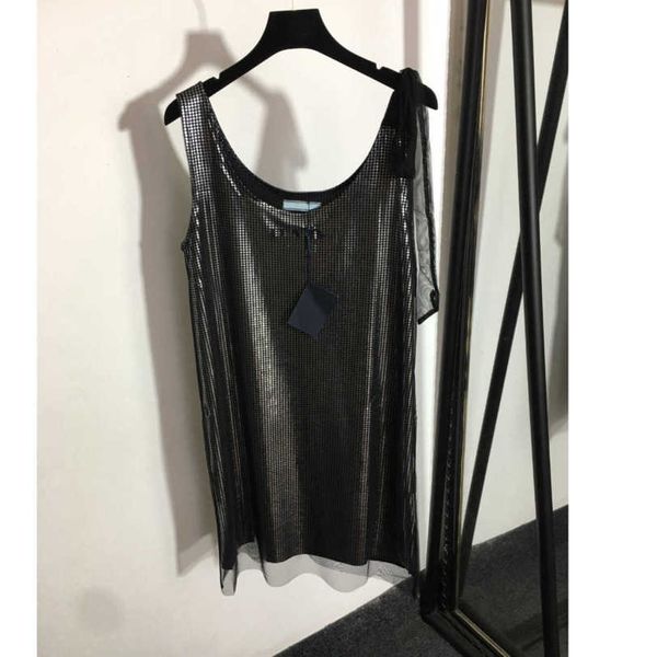 23ss womens designer clothing dress one piece dresses silver dot print outer mesh patchwork sleeveless vest dress womens clothing a1, Black;gray
23ss womens designer clothing dress one piece dresses silver dot print outer mesh patchwork sleeveless vest dress womens clothing a1, Black;gray