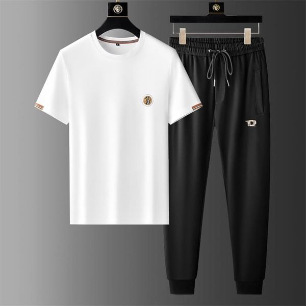 2023 summer new men's short sleeve t shirt men's and women's suit summer trend handsome sports casual fashion brand two-piece, Gray
2023 summer new men's short sleeve t shirt men's and women's suit summer trend handsome sports casual fashion brand two-piece, Gray