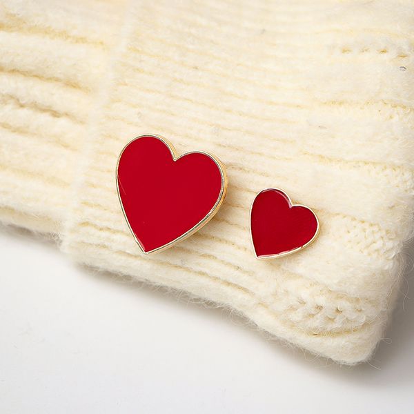 ins gold plated red heart brooches for women alloy badge wedding party gift pins couple clothes accessories, Gray
ins gold plated red heart brooches for women alloy badge wedding party gift pins couple clothes accessories, Gray
