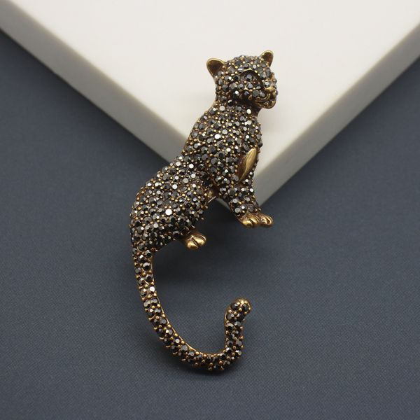 european and american retro animal gemstone brooch made of old leopard style jewelry cold style exaggerated threedimensional antique brooch, Gray
european and american retro animal gemstone brooch made of old leopard style jewelry cold style exaggerated threedimensional antique brooch, Gray