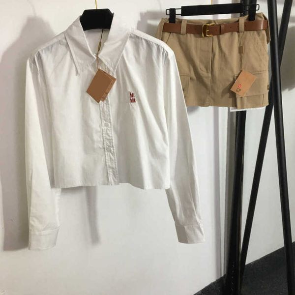 23ss skirt set shirt short skirts set womens designer clothing chest logo embroidered letter long sleeve shirt belt tooling short half skirt, White
23ss skirt set shirt short skirts set womens designer clothing chest logo embroidered letter long sleeve shirt belt tooling short half skirt, White
