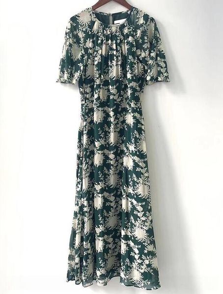 women floral print a-line dress crew neck short sleeve waist retraction, Black;gray
women floral print a-line dress crew neck short sleeve waist retraction, Black;gray