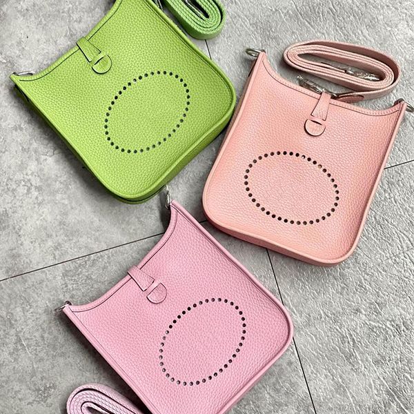 evelyn hollow out satchel bag with scarf women's mens shoulder bags luxurys designer crossbody 7a high end custom quality bag tote famo
evelyn hollow out satchel bag with scarf women's mens shoulder bags luxurys designer crossbody 7a high end custom quality bag tote famo