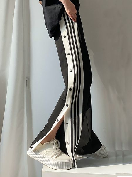 women's shorts black casual pant's spring autumn fashion side striped high waist wide leg straight pants sweatpant f066 230404, White;black
women's shorts black casual pant's spring autumn fashion side striped high waist wide leg straight pants sweatpant f066 230404, White;black
