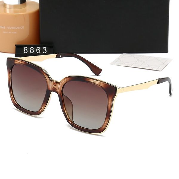 2023 fashion designer 608 sunglasses man woman frame studio luxury sun glasses rectangle goggle adumbral 4 color full frame optional quality, White;black
2023 fashion designer 608 sunglasses man woman frame studio luxury sun glasses rectangle goggle adumbral 4 color full frame optional quality, White;black
