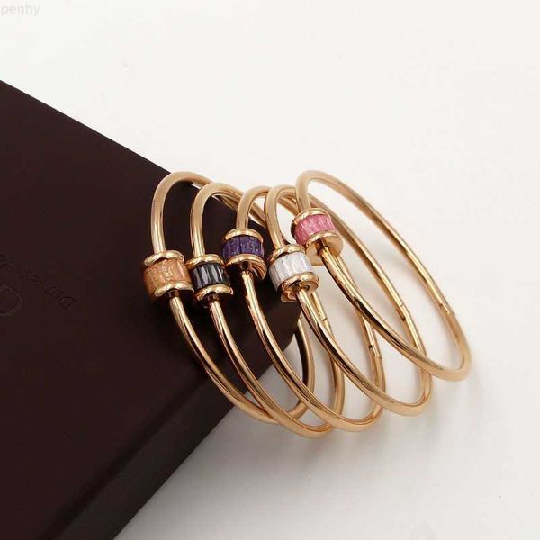 japanese and korean rose gold ice crystal stone bracelet titanium steel fashion extremely simple jewelry for women, Golden;silver
japanese and korean rose gold ice crystal stone bracelet titanium steel fashion extremely simple jewelry for women, Golden;silver