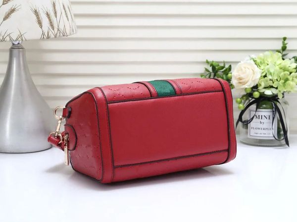 022 casual fashion travel bag print flower women handbags sale high capacity bags cartoon brown pillow shoulder bags totes 06862
022 casual fashion travel bag print flower women handbags sale high capacity bags cartoon brown pillow shoulder bags totes 06862
