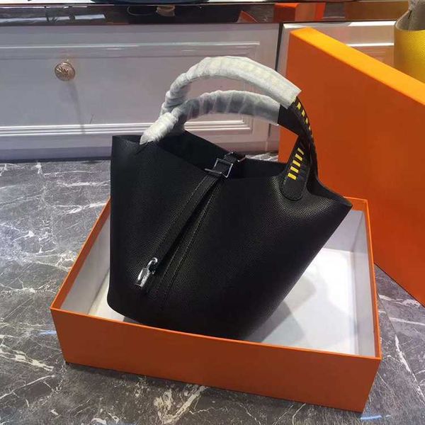 designer luxury genuine handheld women's water bucket original togo leather palm pattern vegetable basket bagb528bo9m picotin
designer luxury genuine handheld women's water bucket original togo leather palm pattern vegetable basket bagb528bo9m picotin