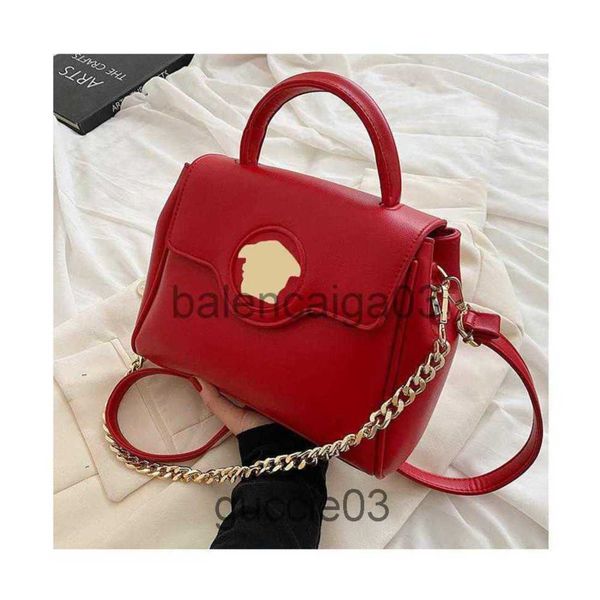 designer versage bag tote shoulder handbag crossbody messenger bag luxurious fashion men woman summer new single shoulder chain makeup bag
designer versage bag tote shoulder handbag crossbody messenger bag luxurious fashion men woman summer new single shoulder chain makeup bag