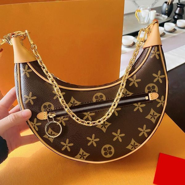 genuine leather loop m81098 underarm bags designer womens mens half moon shoulder bag totes viutonity clutch bag cross body luxury pochette
genuine leather loop m81098 underarm bags designer womens mens half moon shoulder bag totes viutonity clutch bag cross body luxury pochette
